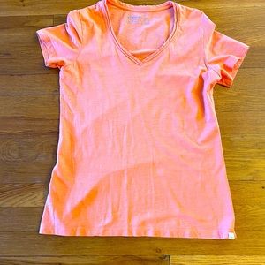 Women’s Eddie Bauer top